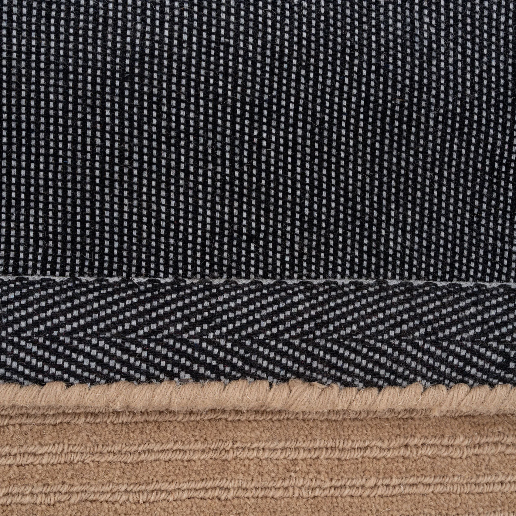 Beige Bordered Wool Rug - Olann Beige - Image 8
