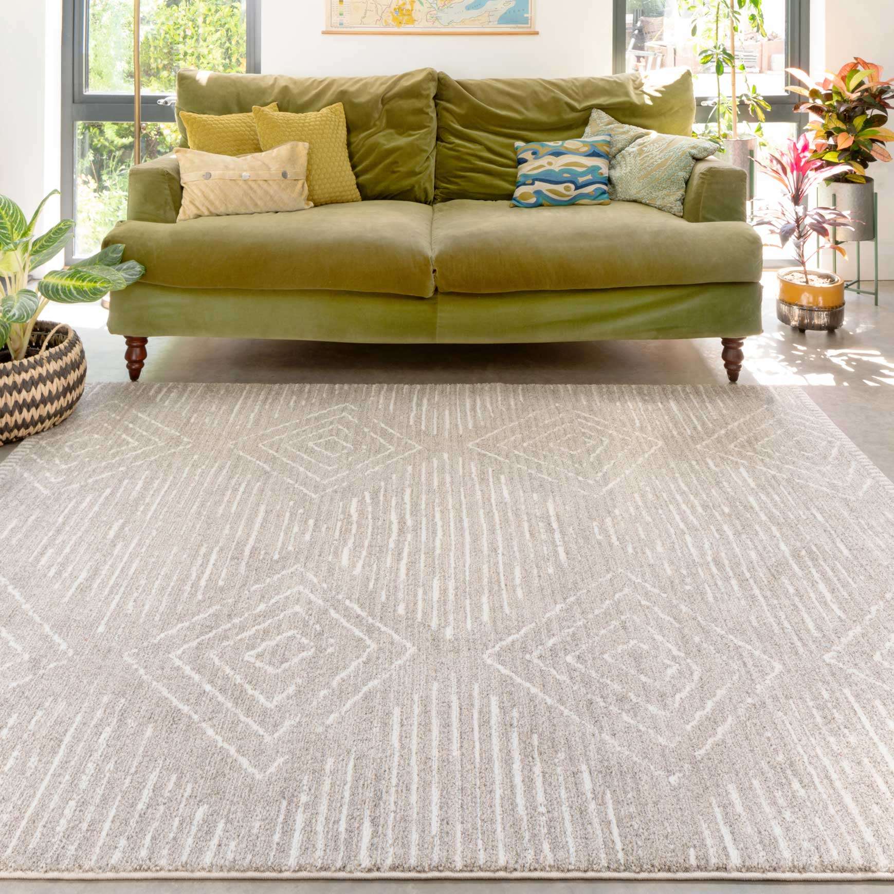 Cosy Soft Diamond Beige Moroccan Berber Bedroom Rug - Image 2