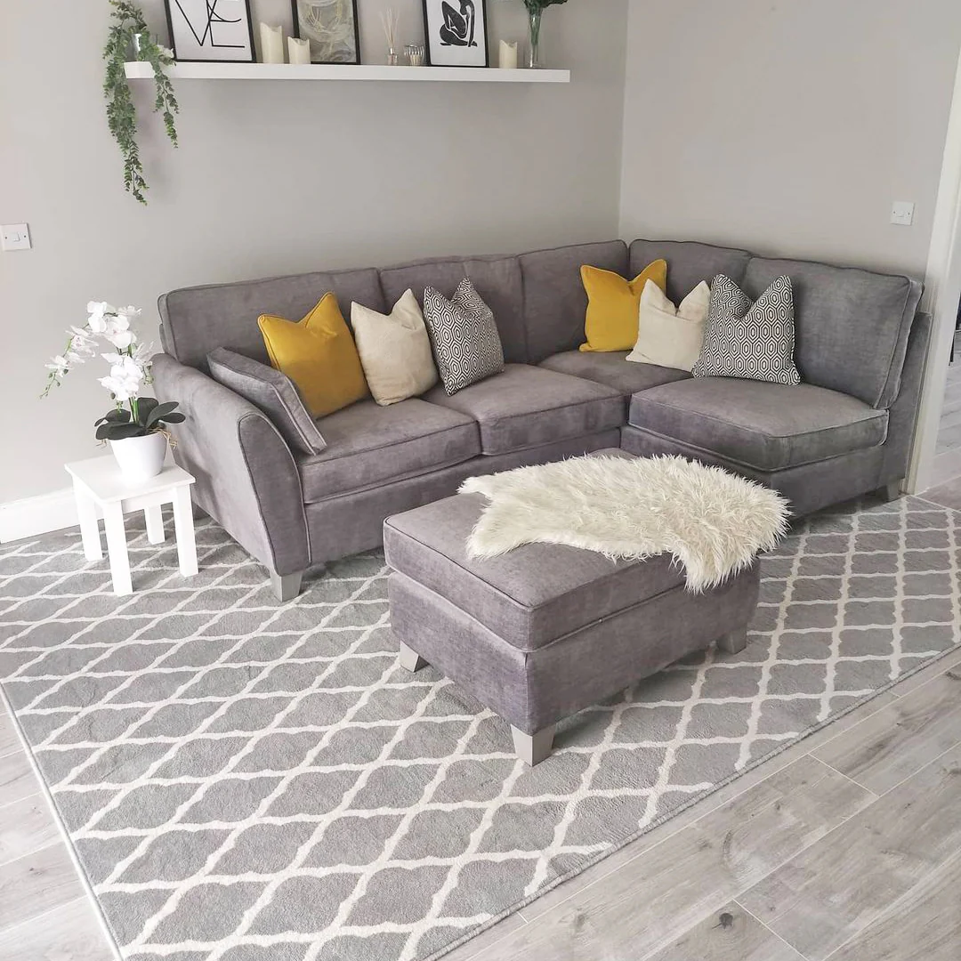 Extra Large Grey Trellis Rug - Image 2