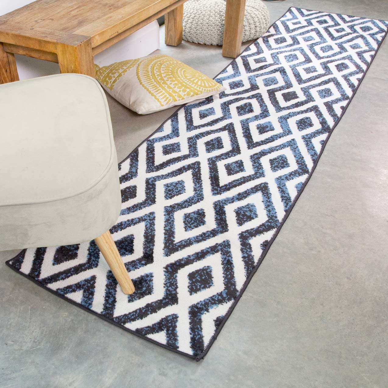 Geometric Blue Ombre Living Room Rug - Image 5