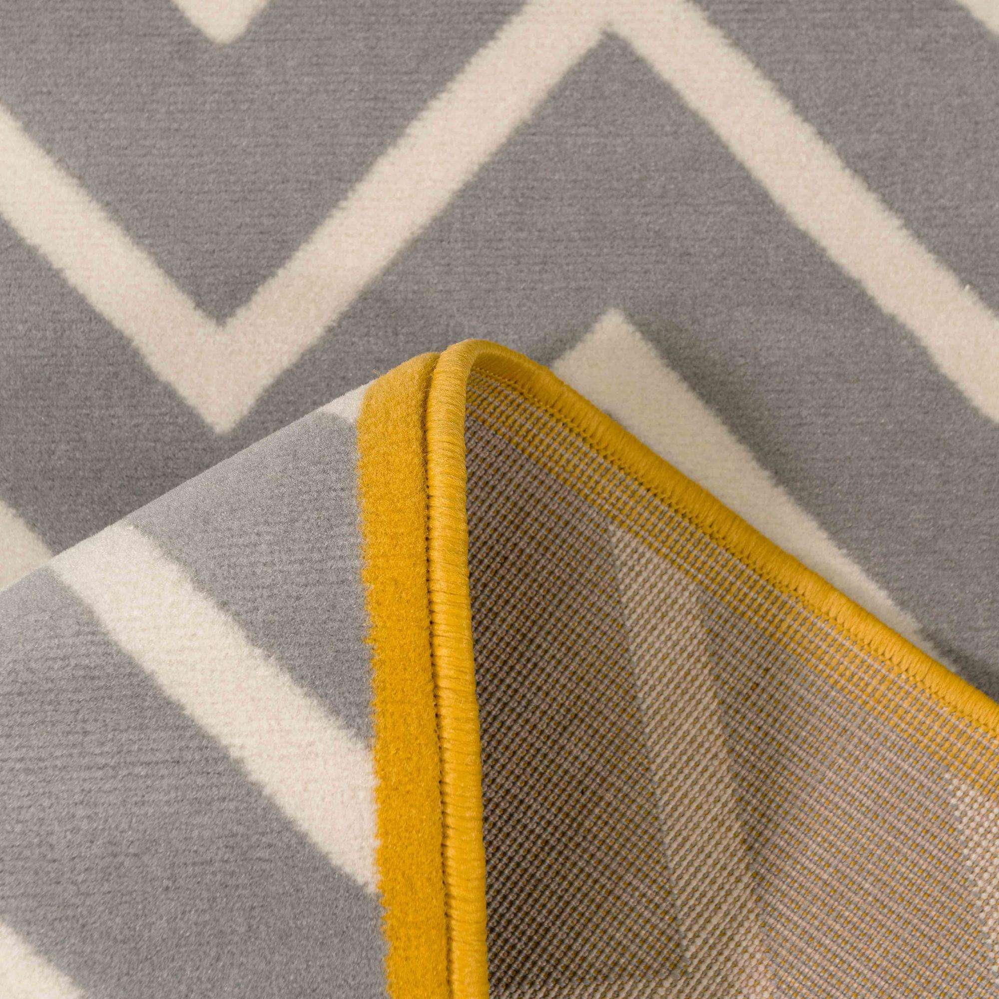Grey Chevron Bordered Rug - Image 5