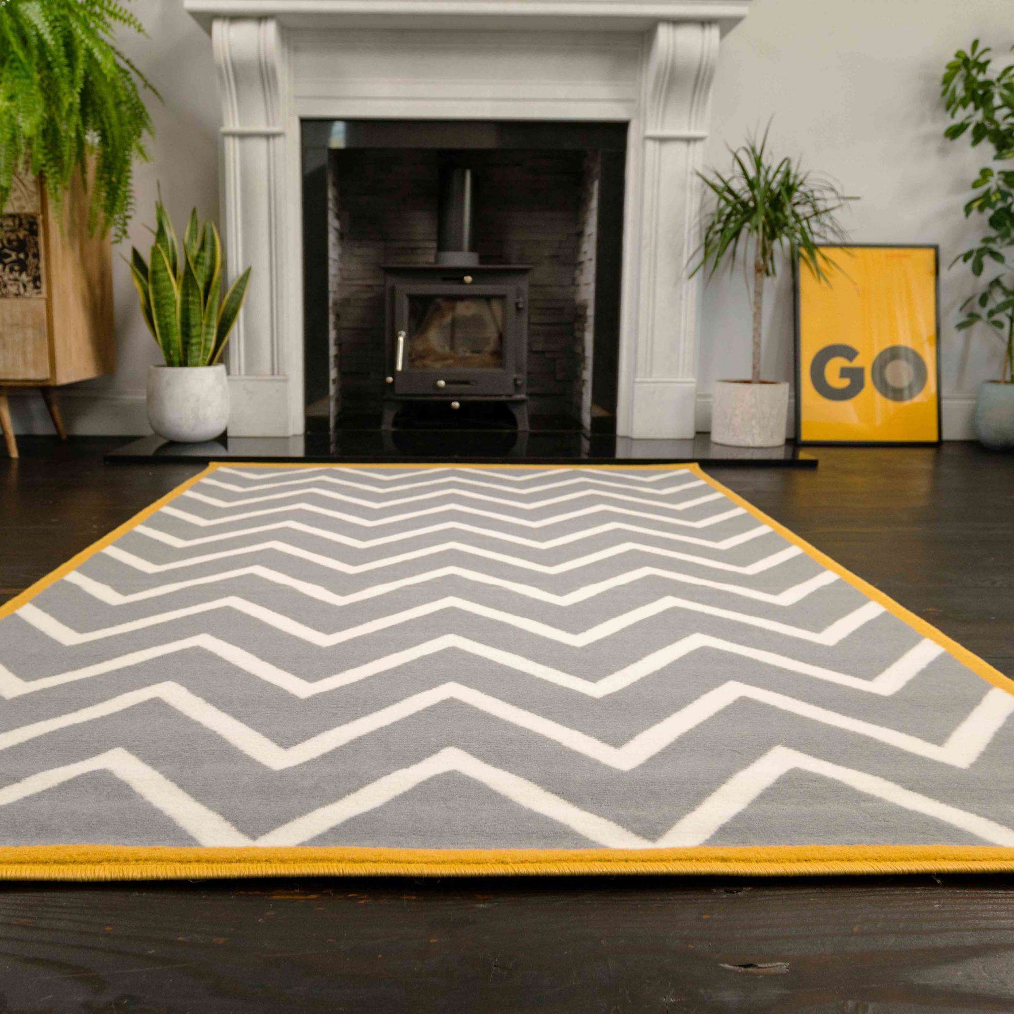 Grey Chevron Bordered Rug - Image 6