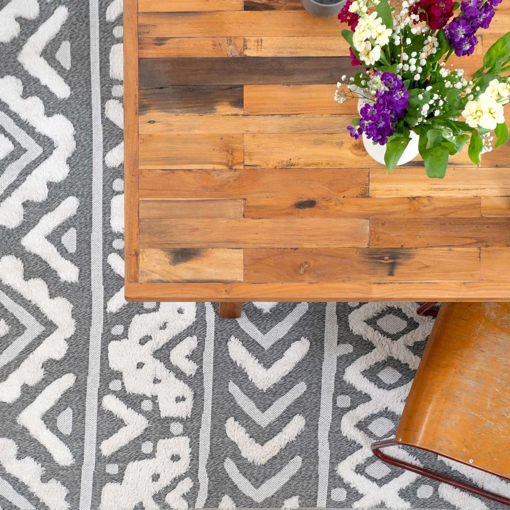 Grey Tribal Soft Tufted Sustainable Rug - Rafati - Image 4