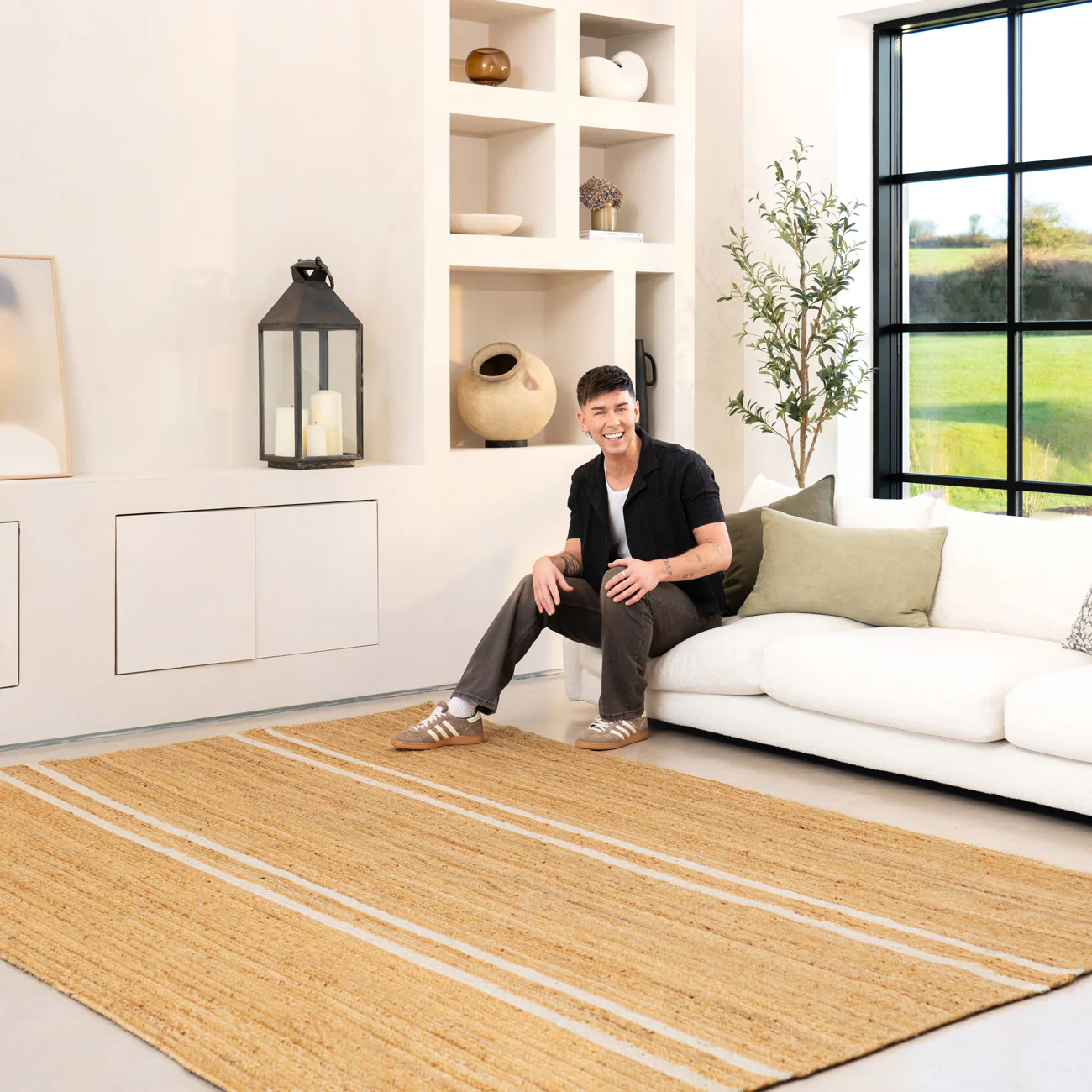 Handwoven Brown Jute Braided Line Rug - Saria - Image 2