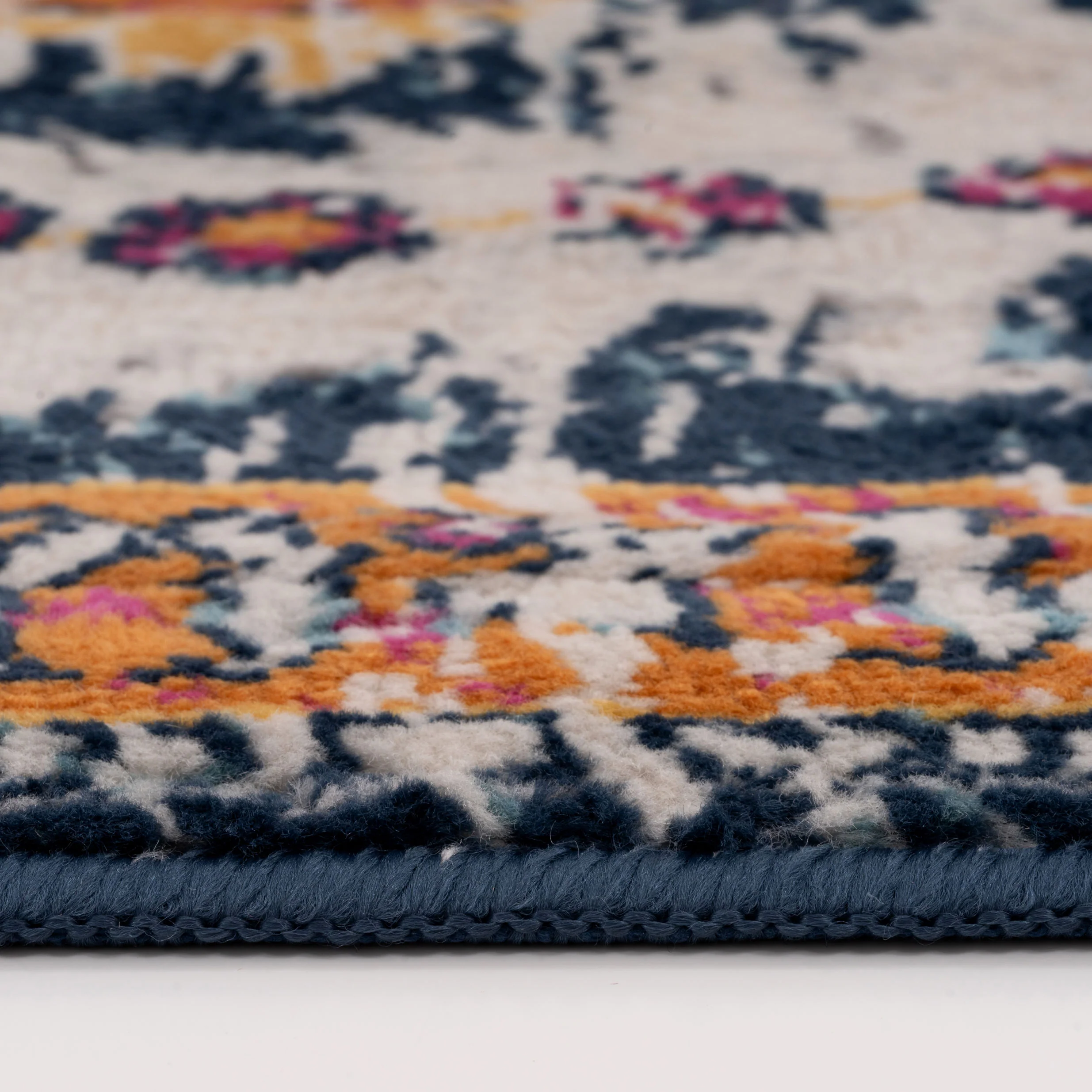 Multicolour Medallion Area Rug - Image 7