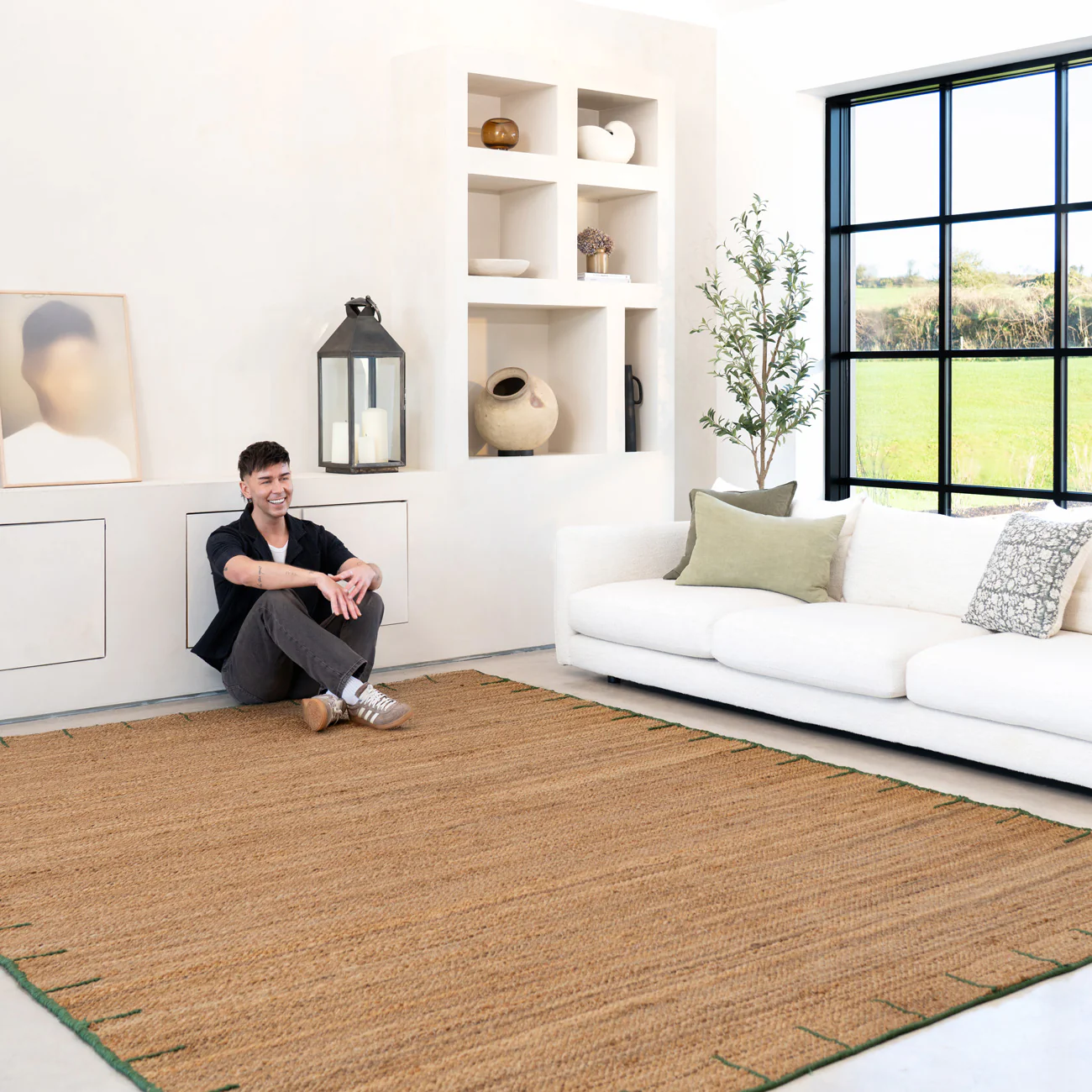 Natural Handwoven Brown Jute Framed Rug - Oakley - Image 2
