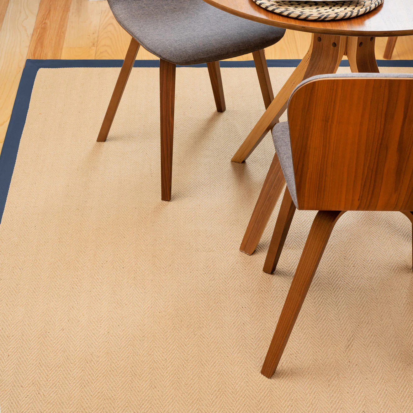 Navy Border Jute Rug - Juliette Navy - Image 14