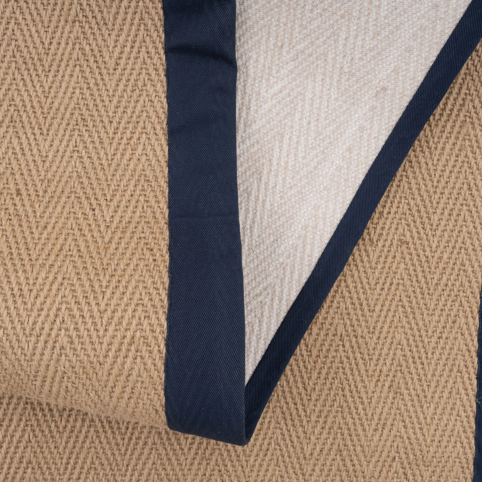Navy Border Jute Runner Rug - Juliette Navy - Image 8