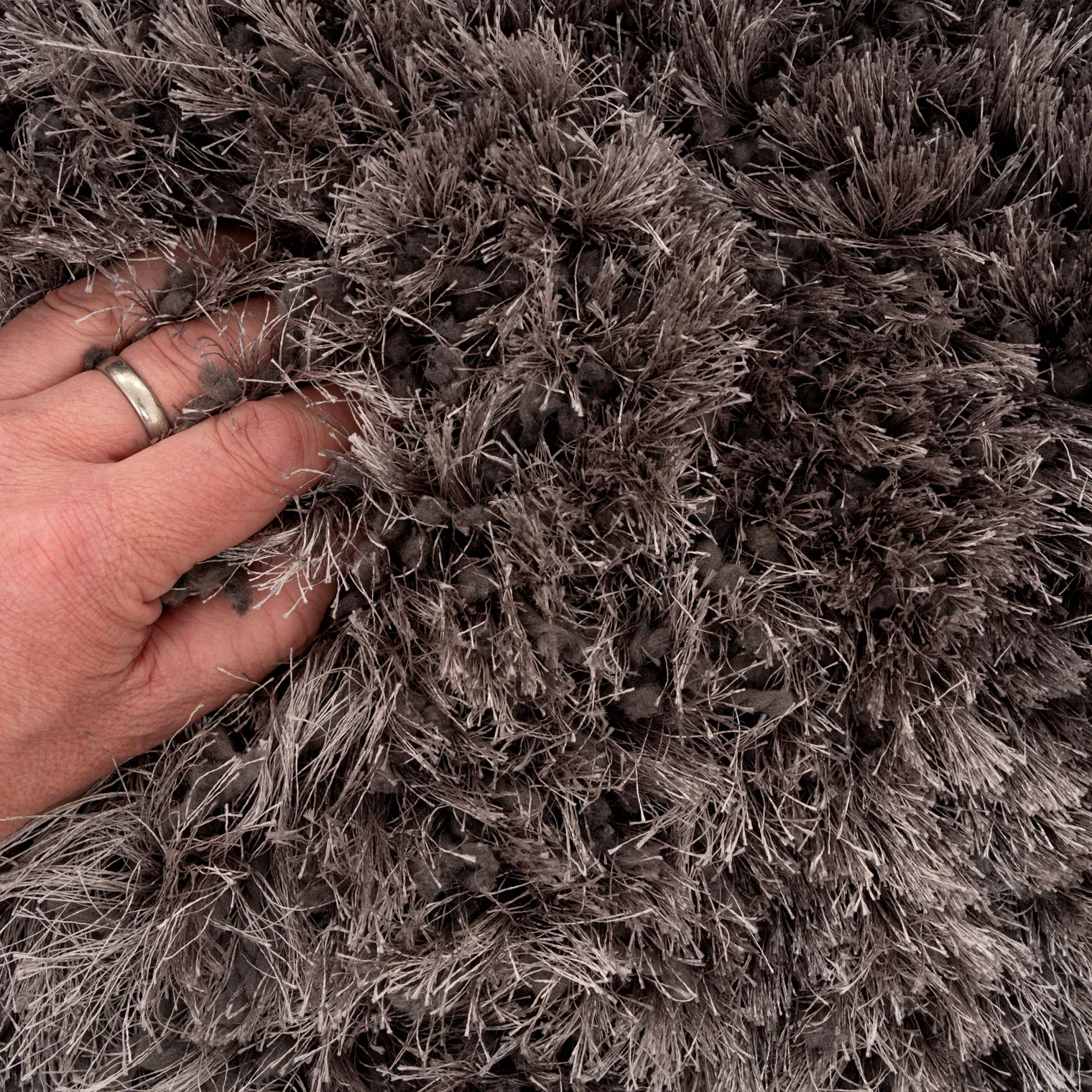 Plush Soft Grey Shaggy Area Rug - Zia - Image 3