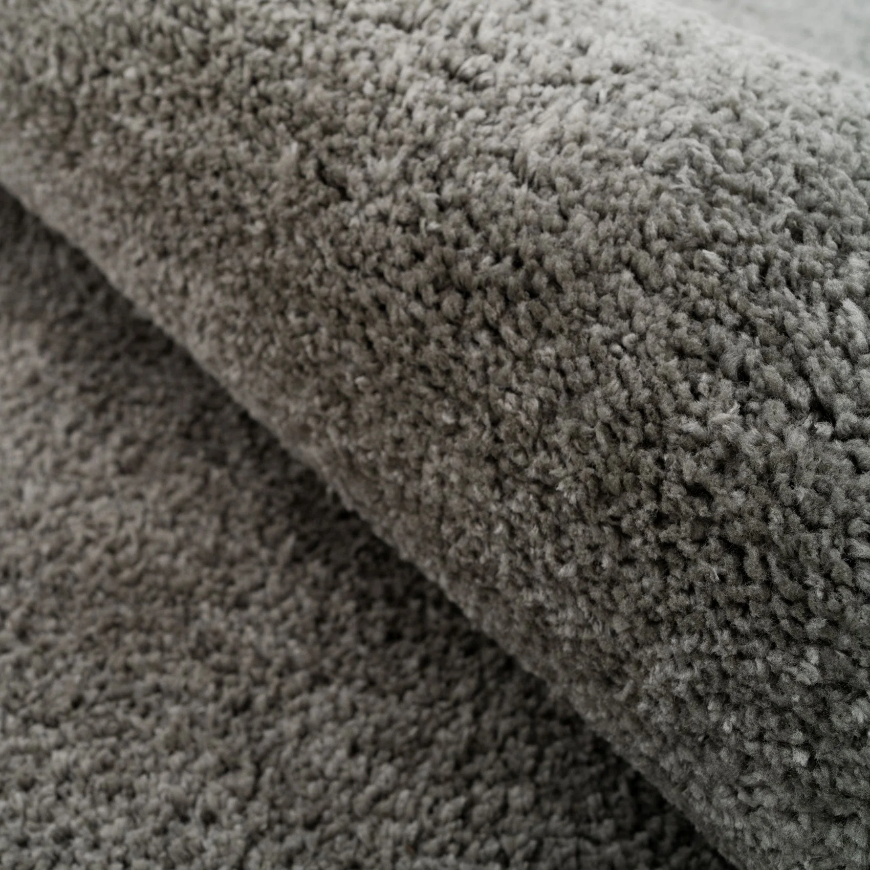 Premium Grey Shaggy Circle Rug - Dove - Image 2