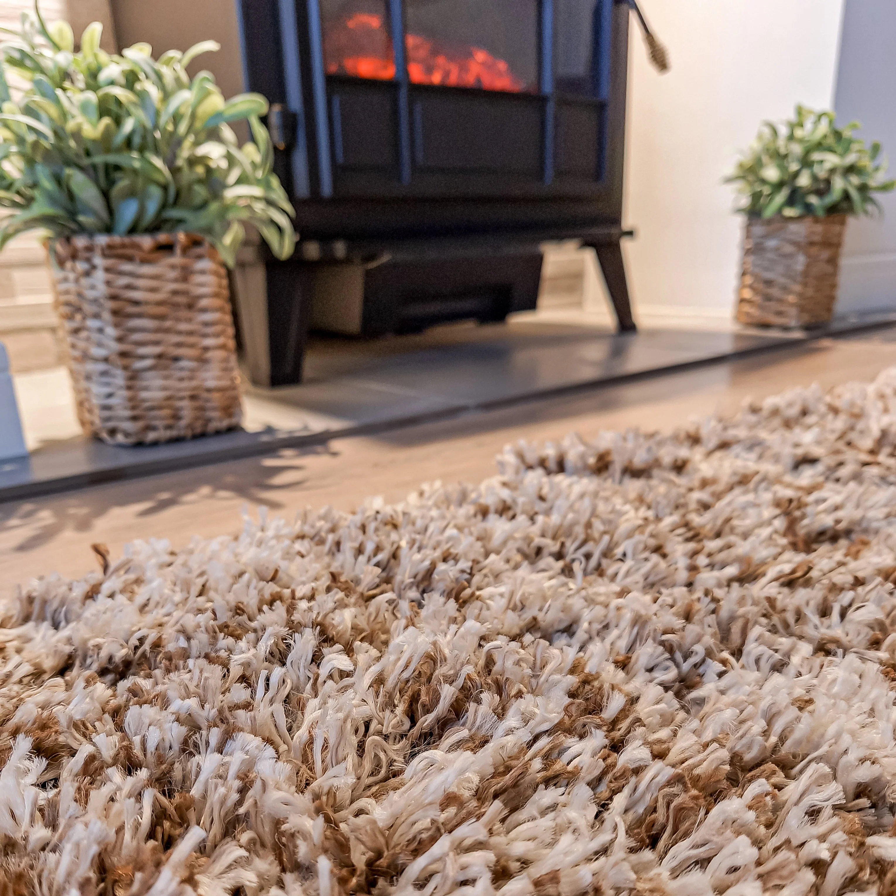 Soft Mottled Brown Shaggy Area Rug - Image 3