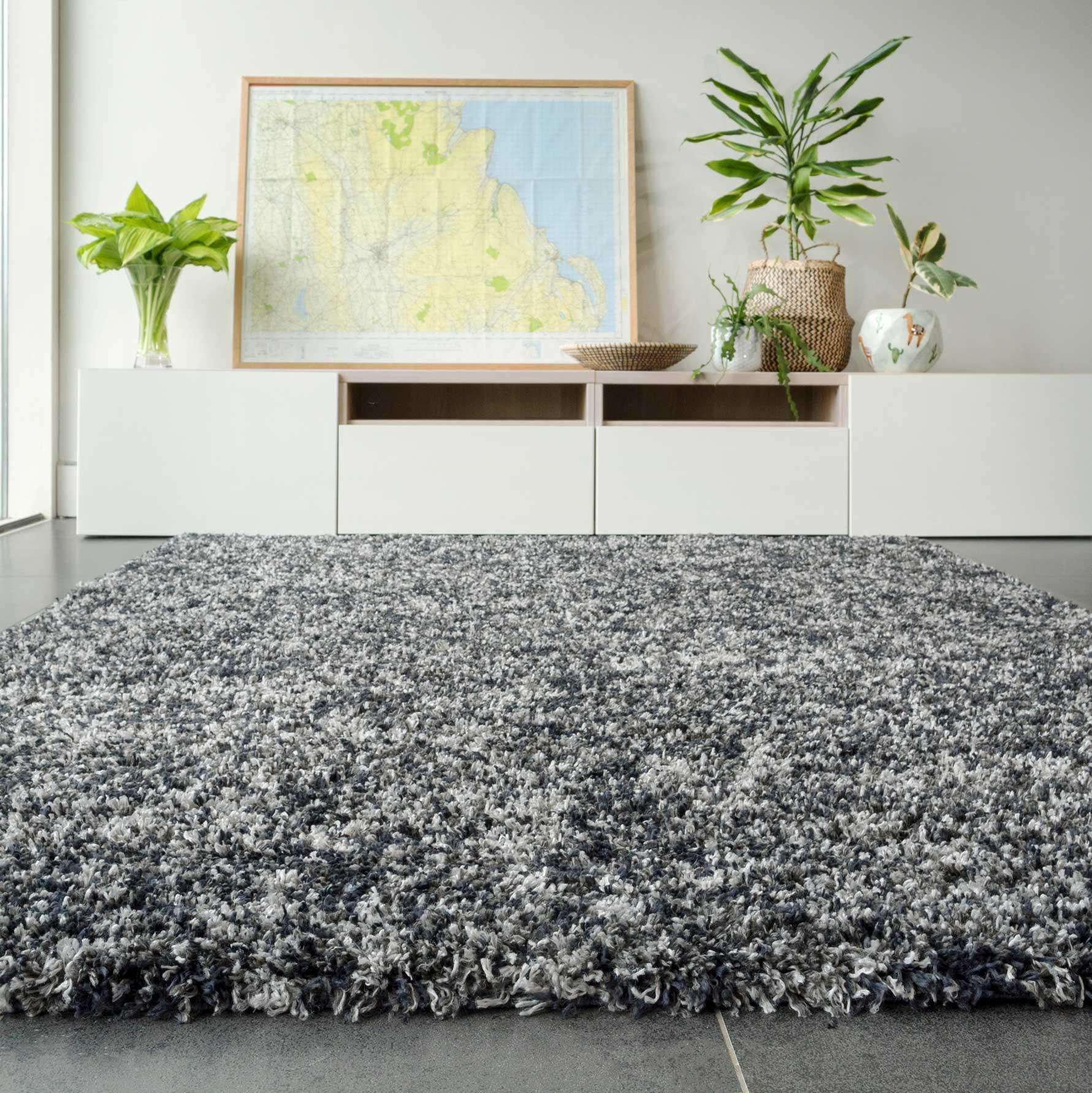Soft Mottled Grey Shaggy Area Rug - Camberley - Image 4