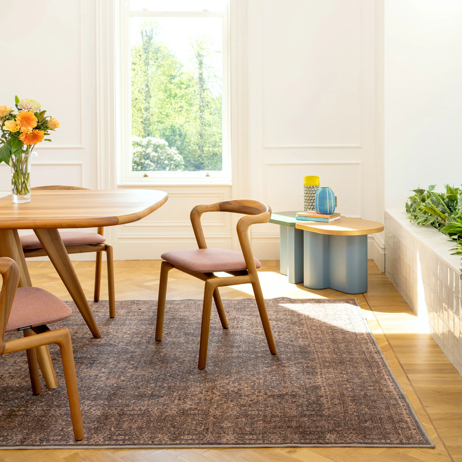 Soft Washable Brown Traditional Rug - Mabel - Image 3