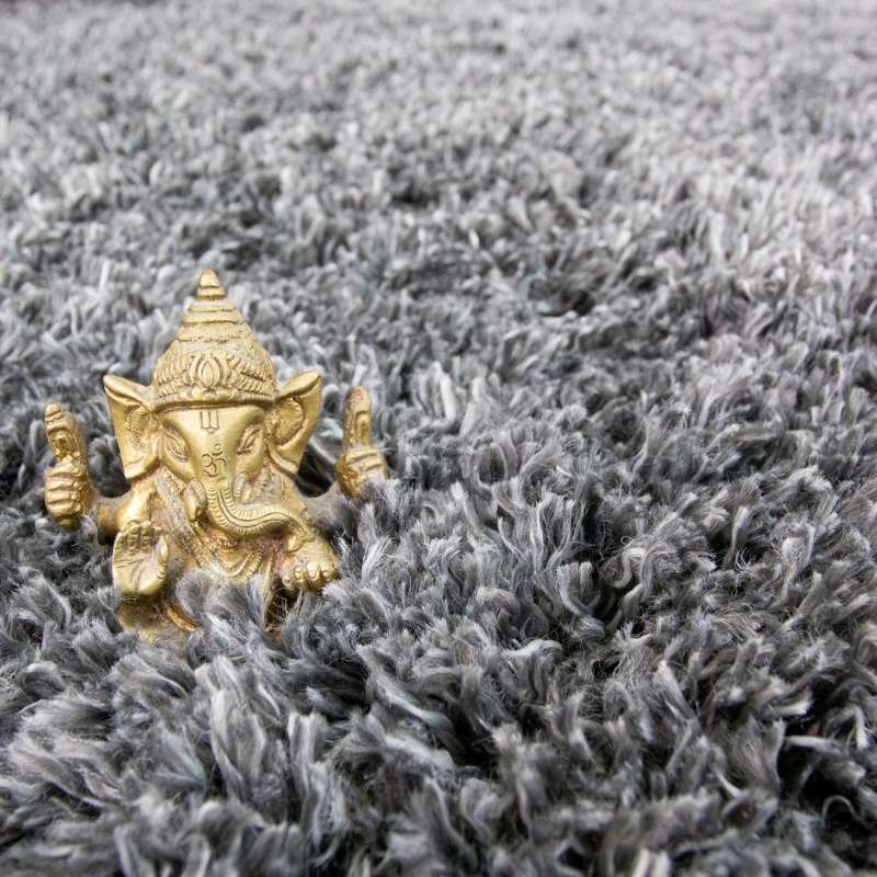Soft Everyday Grey Shaggy Rug - Image 6