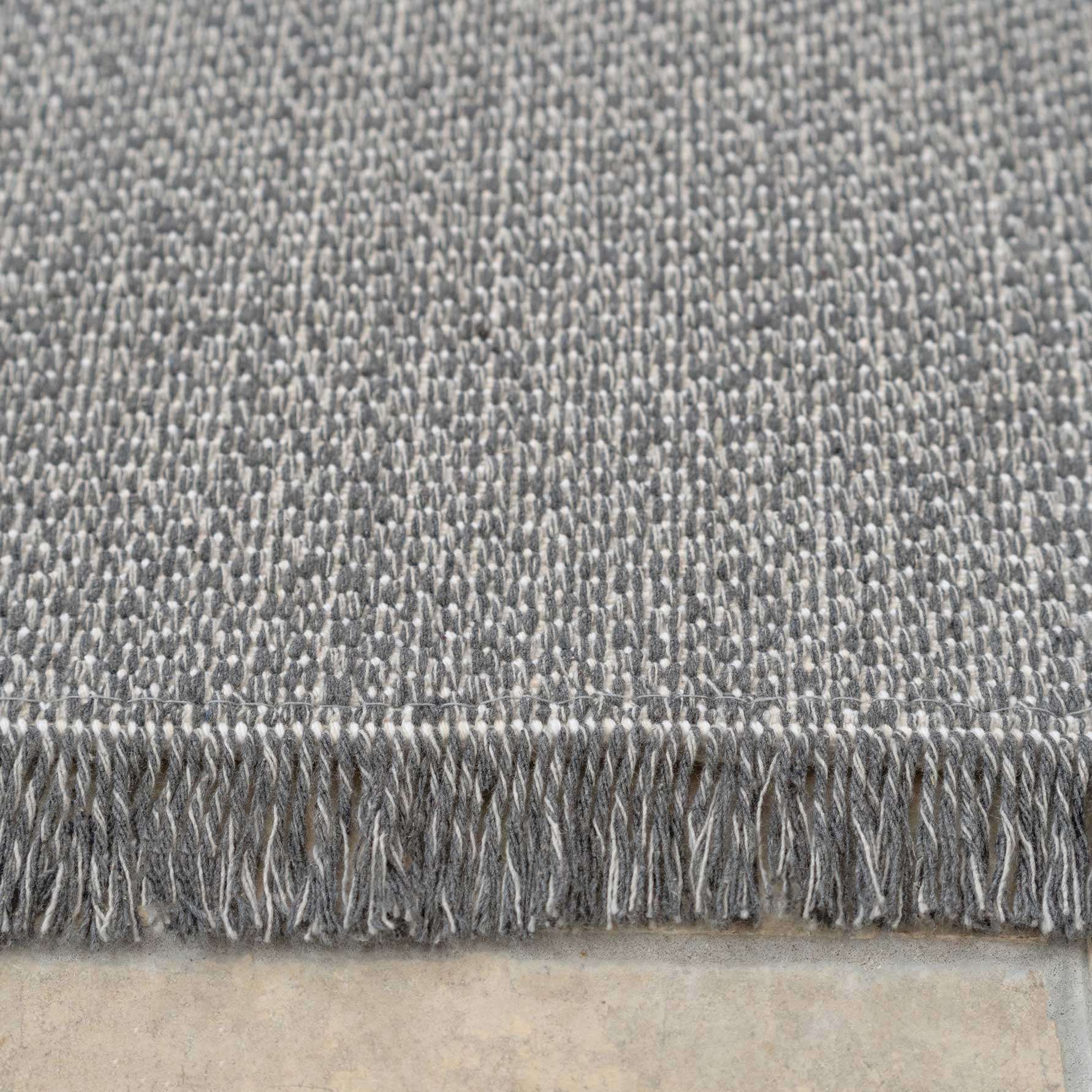 Tufted Grey Geometric Sustainable Rug - Image 5