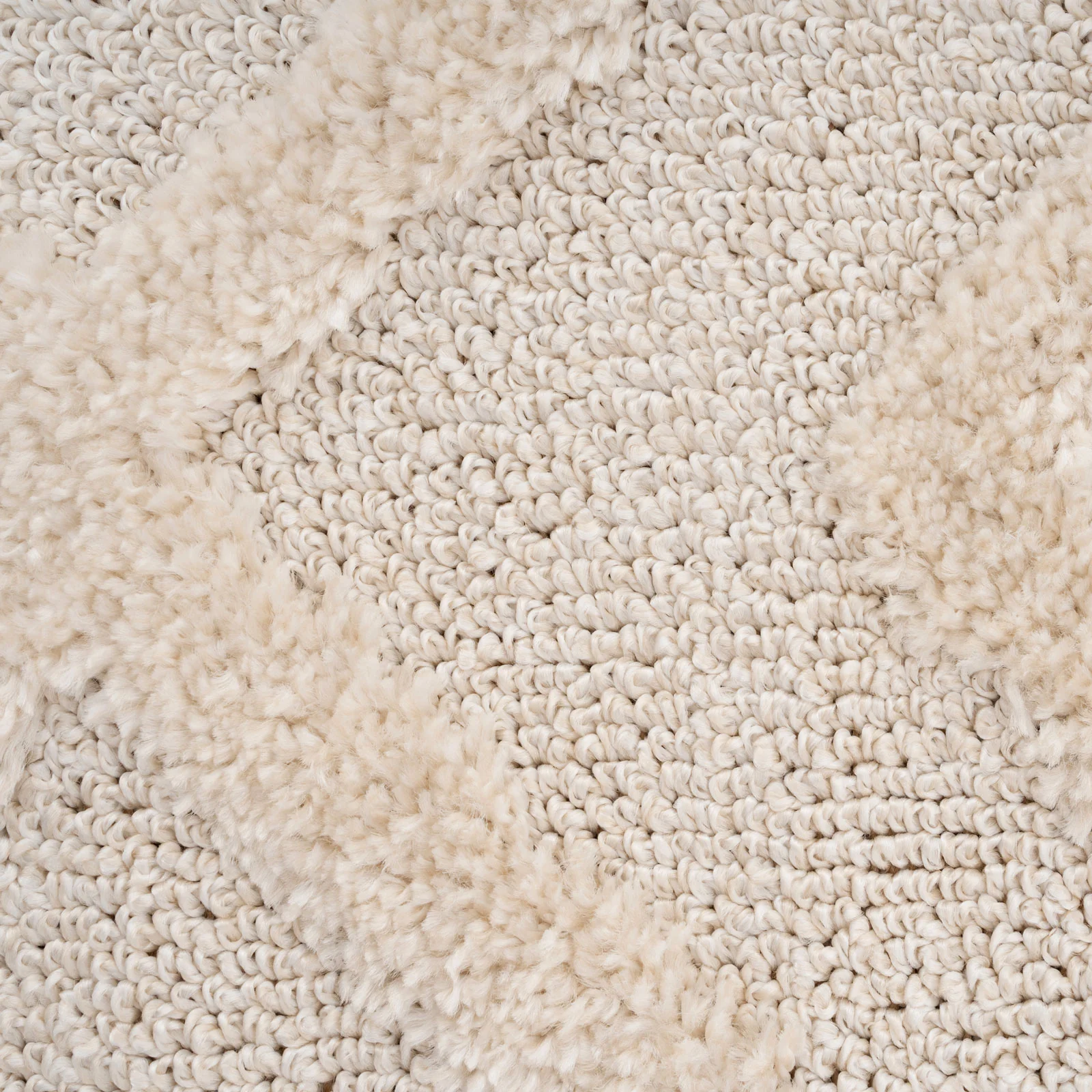 Warm White Interlocking Rug - Sade - Image 8